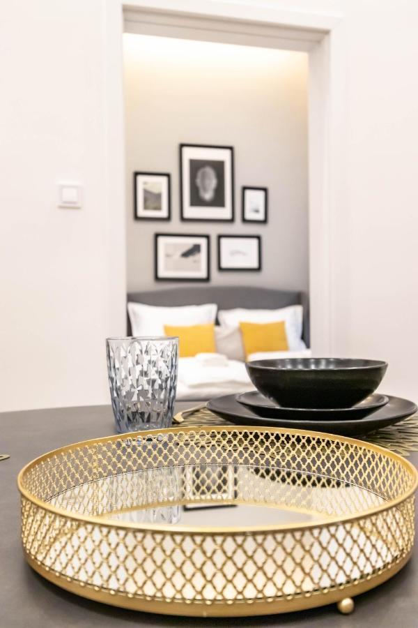 Assea Elegant Apartment With 2 Bedroom In Downtown Budapest Exterior foto